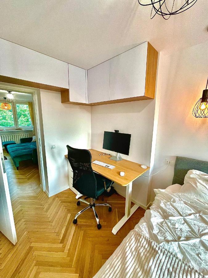 Luxurious Boho Style Apartm. *Home Office* +Desk Катовице Экстерьер фото